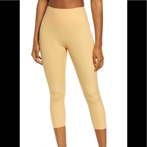 NEW Girlfriend Collective High Waist Capri Leggings